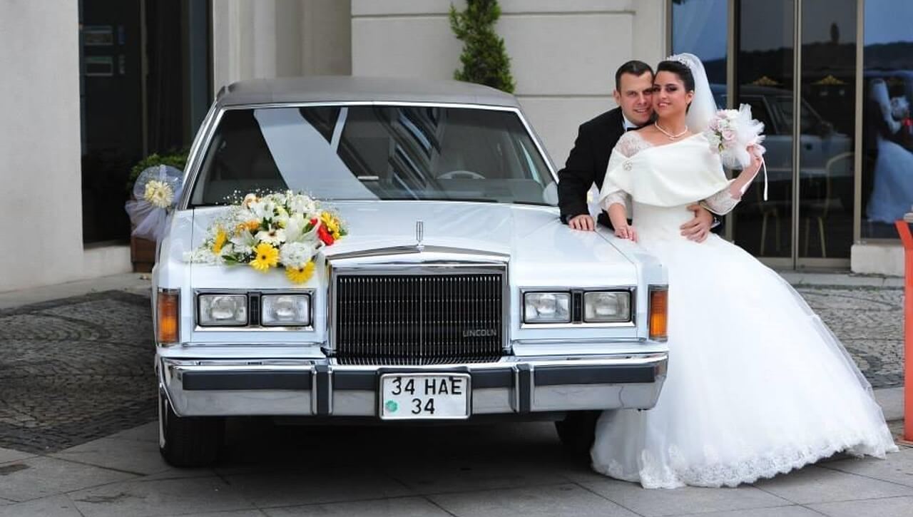 1989 Model Lincoln Limousine 4